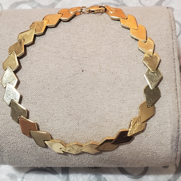 Solid 10kt Link Bracelet - Picture 2 of 6